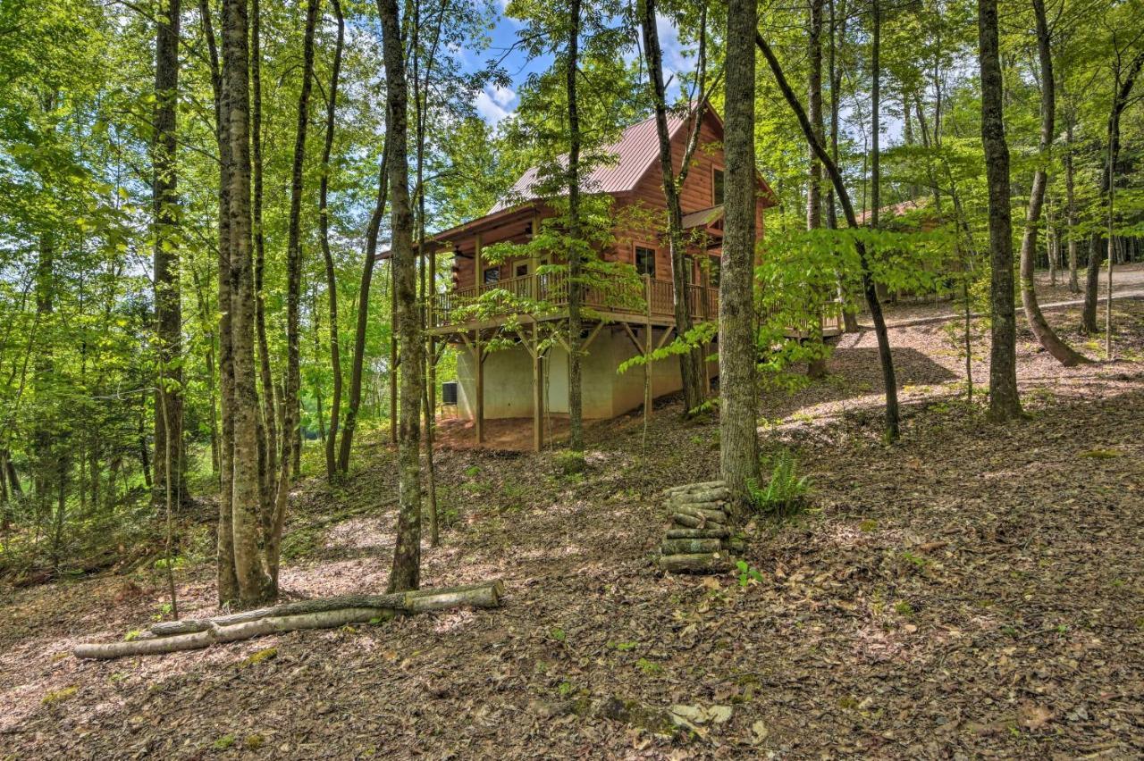 Murphy Cabin With Spacious Deck And Forest Views! Екстериор снимка
